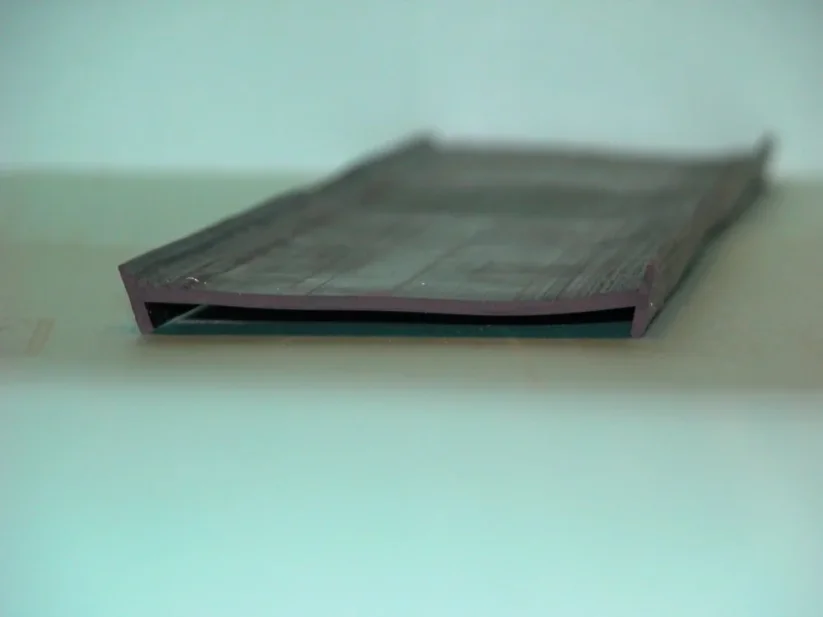 Ploché gumené tesnenie spodné na konštrukciu